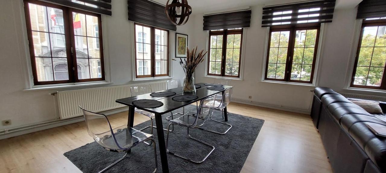 The View - Spacious 2 Bdr Appt In With View * Antwerpen